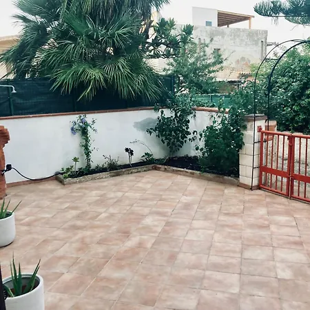 Casa La Gufetta 펜션 *